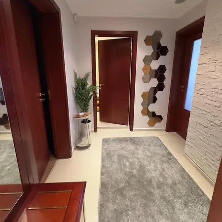 Daniel's - 4 Season Apartment *