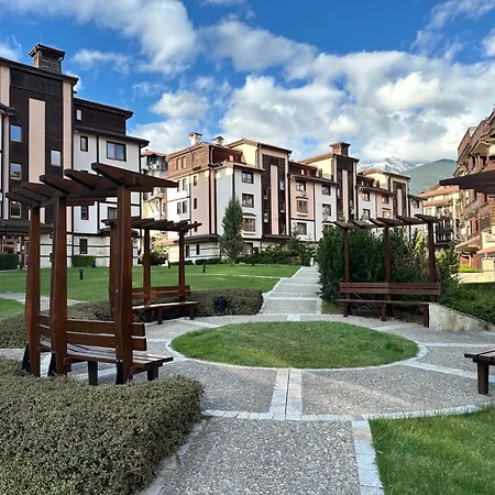 Daniel's - 4 Season Банско