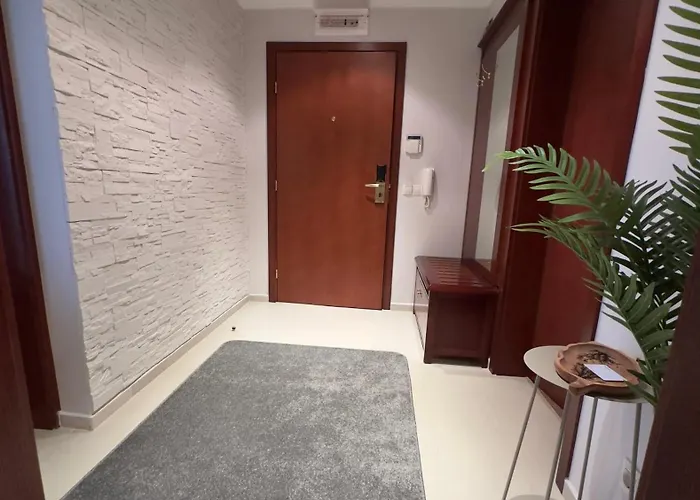 Daniel's - 4 Season アパート バンスコ